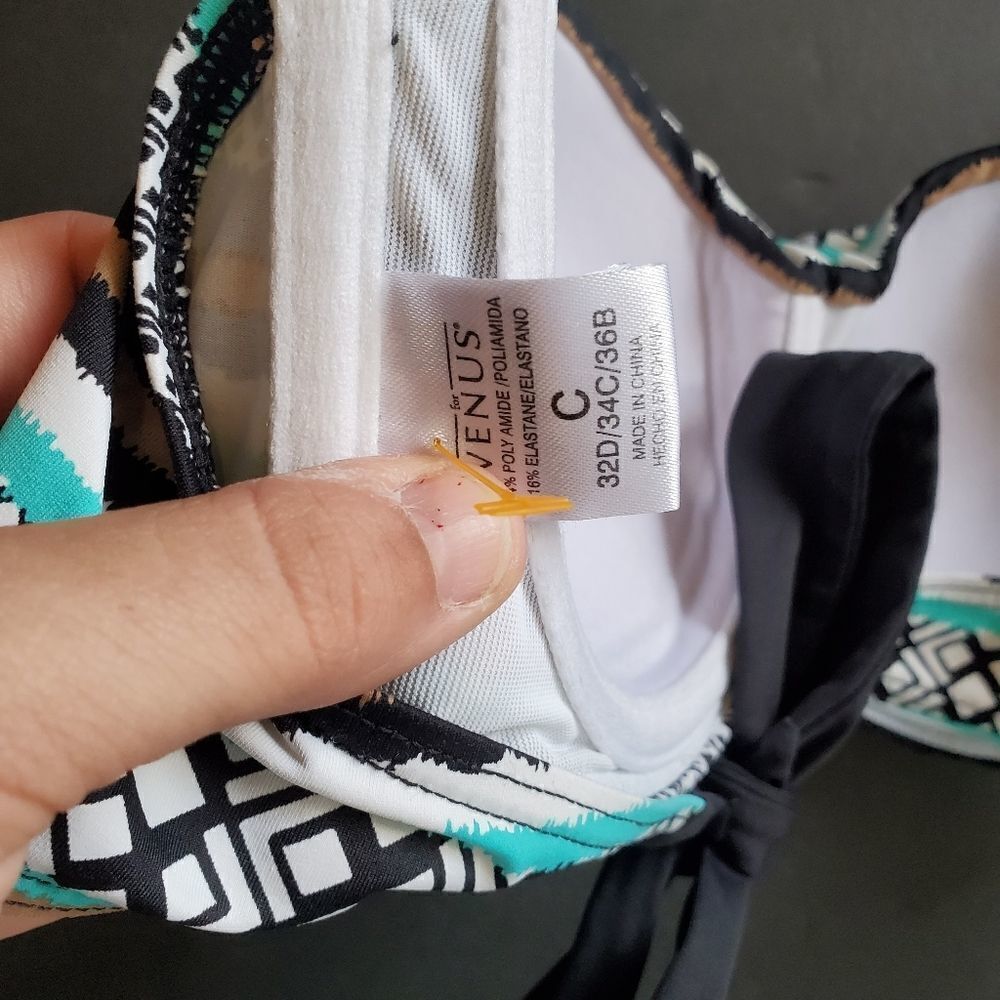 Venus Aztec Bikini Top - Picture 7 of 7